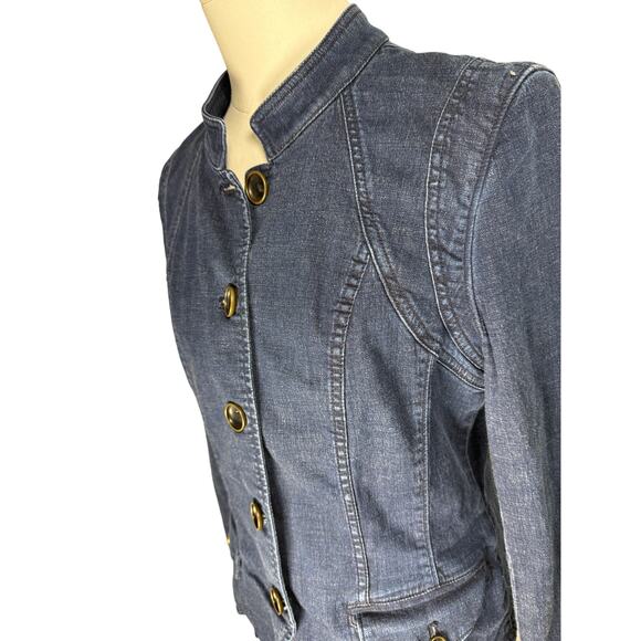 White House Black Market Fitted Denim Blazer – Size 10 – Casual Chic - Picture 4 of 6